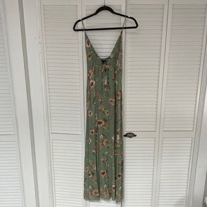 Green maxi dress